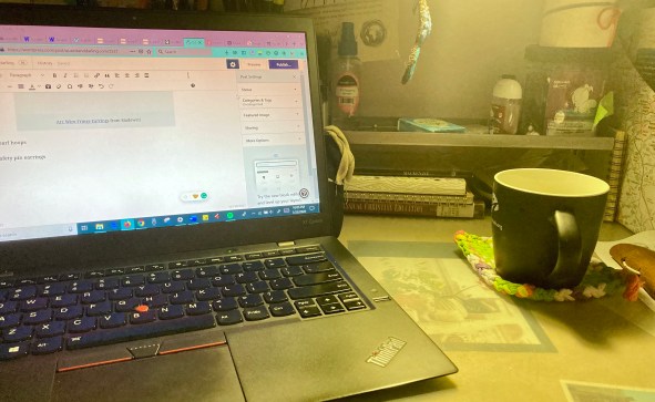 C9C74726-8048-49D1-A76A-A7B4A8EF013D